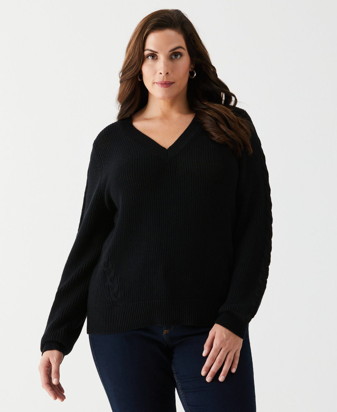 Plus Size Cable Knit V-Neck Sweater (Black) 