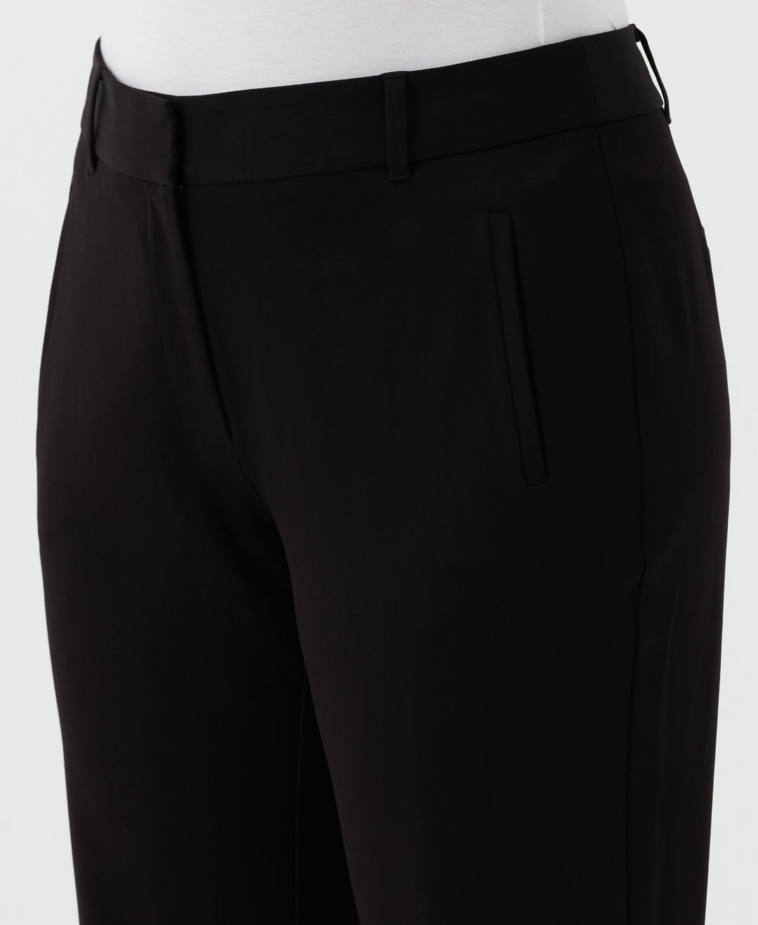 Plus Size Straight Leg Ankle Pant (Black) 