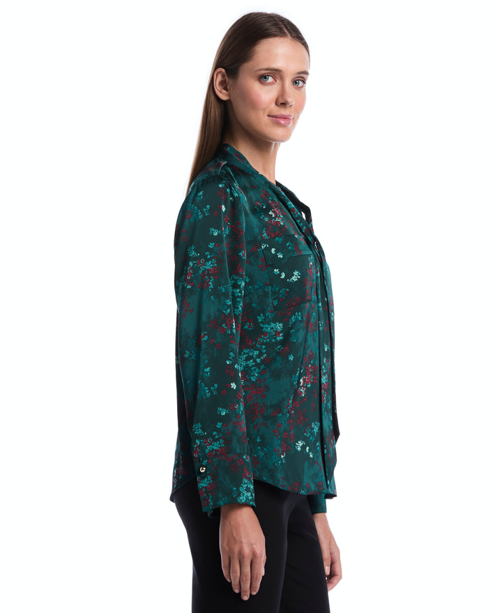 Petite Floral Tie Neck Patch Pocket Blouse (Ponderosa Pine) 